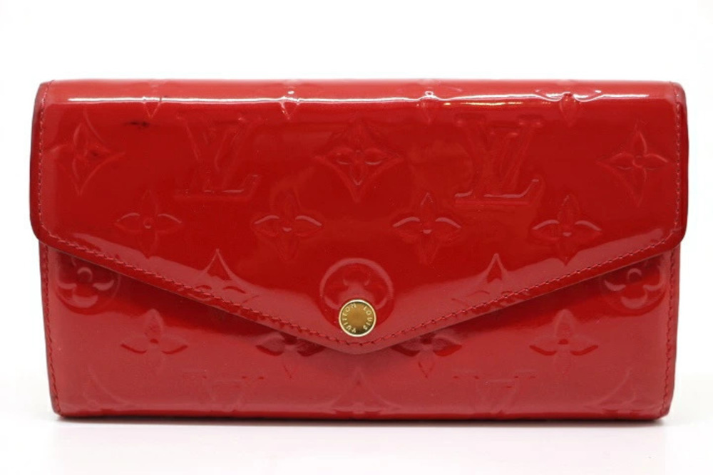 LOUIS VUITTON Wallet Accessories Portefeuille Sarah Long Vernis Cerise Red